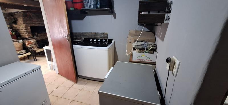 To Let 1 Bedroom Property for Rent in Heiderand Western Cape